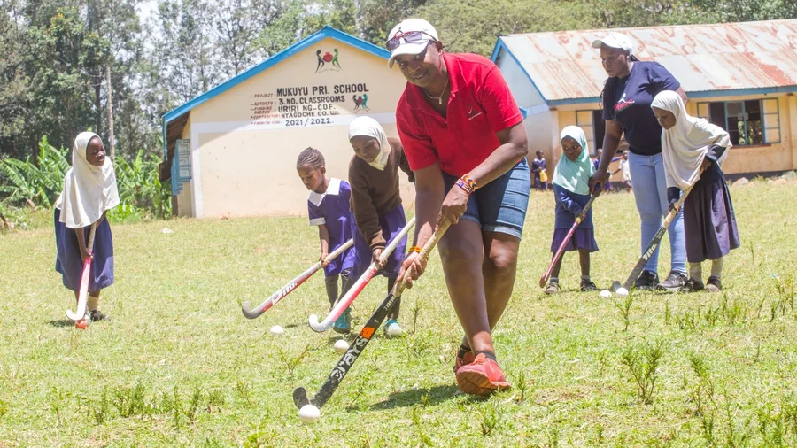 Rael Nyte: Giving Forward Through Hockey