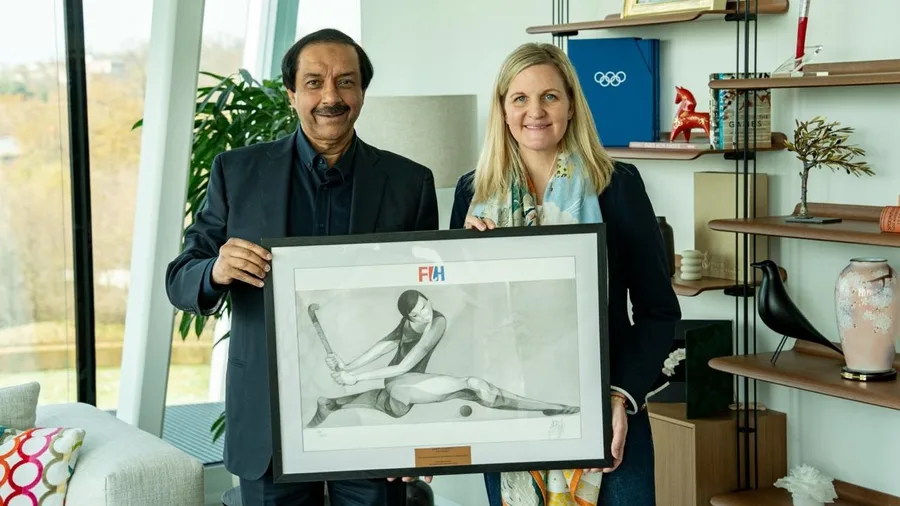 FIH President Tayyab Ikram meets IOC President Kirsty Coventry