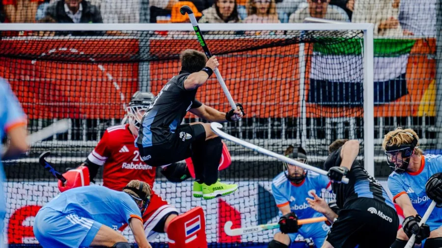 heavyweights hold hwc 2026